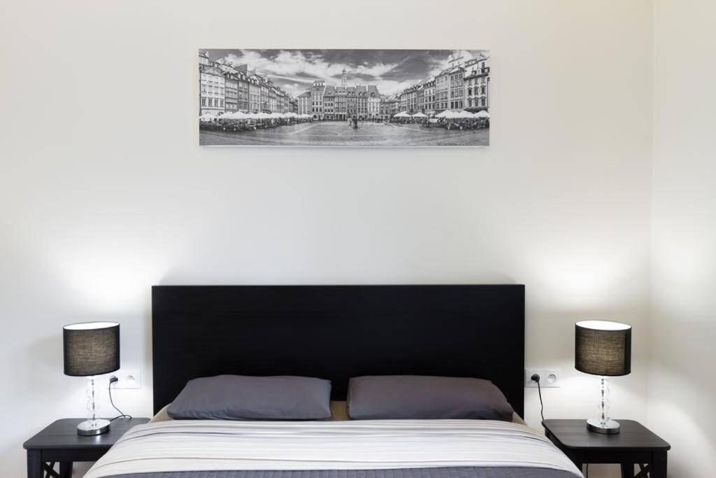 Apartamenty-Mi Crystal Warschau Buitenkant foto