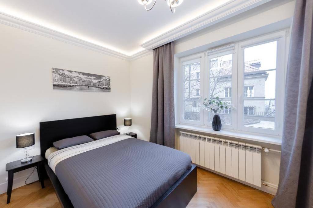 Apartamenty-Mi Crystal Warschau Buitenkant foto