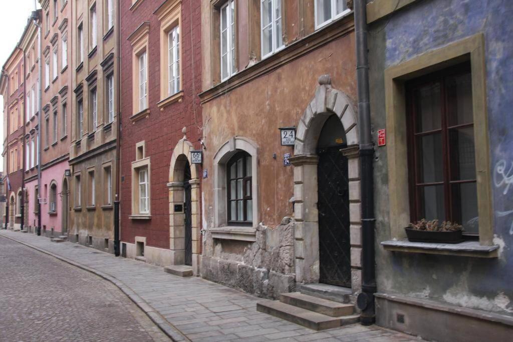 Apartamenty-Mi Crystal Warschau Buitenkant foto